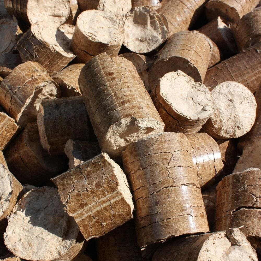 drevene-brikety-puk-brick-top-hard 1